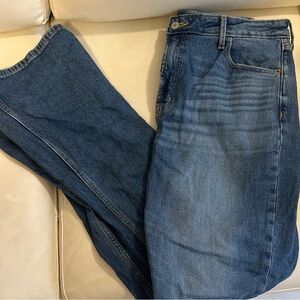 Old Navy High-Rise Flare Jeans in Blue